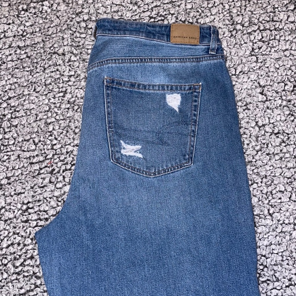 American Eagle Mom Jeans